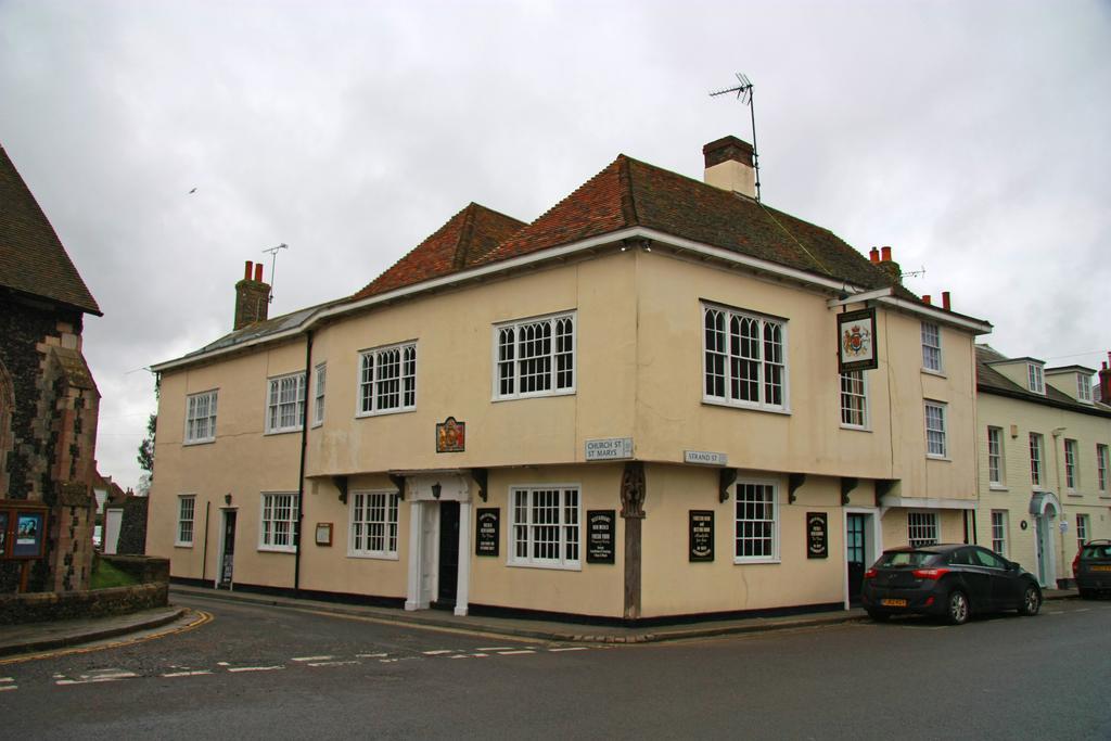 Kings Arms Hotel แซนด์วิช ภายนอก รูปภาพ